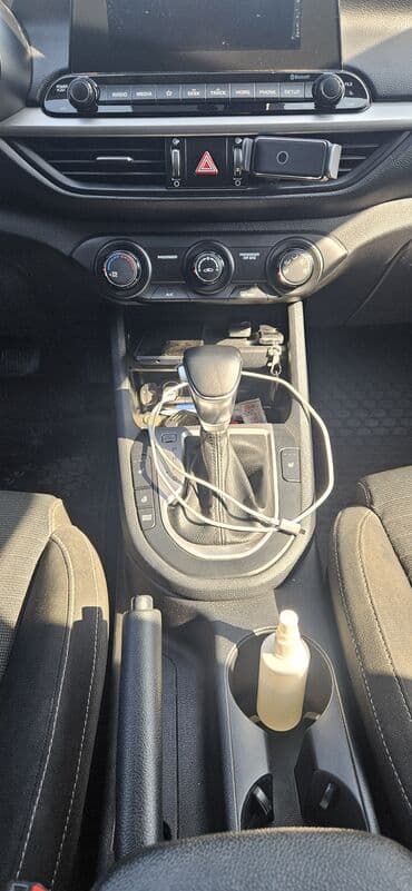 продажа подержанных автомобилей: Kia Forte: 2 л | 2019 г. Седан — 6