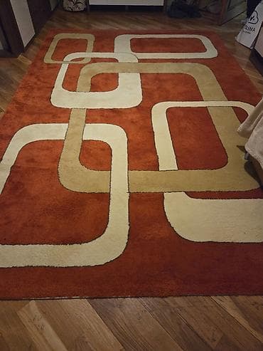 Olcu 2×3. Xalca temiz ve seliqeli veziyetdedir. Ciriq ve leke yoxdur lalafo.az -da Olcu 2×3. Xalca temiz ve seliqeli veziyetdedir. Ciriq ve leke yoxdur