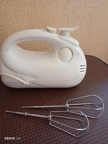 Mikserlər: Geepas GHM1620 əl mikseri - Güc: 200 W - Gərginlik/frekans: AC — 2