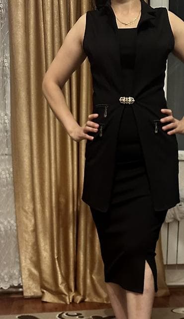 beli: Qadınlar üçün qara iki hissəli dəst: - Dizə qədər midi dar ətək: sağ — 1