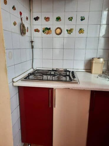 qarayev obyekt: Qaraev metrosuna yaxın Ruslan marketə yaxın 9 mertebeli binanın 8-ci — 11