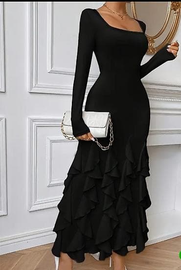 sumqayitda canta: Qara zərif qadın donu - Dizayn: Bədənə oturan üst hissə, kvadrat — 1