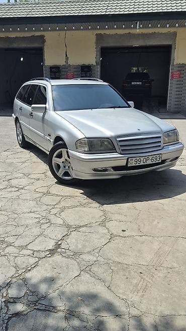 235 50 16: Mercedes-Benz C-Class: 2.2 l | 1999 il Universal — 1