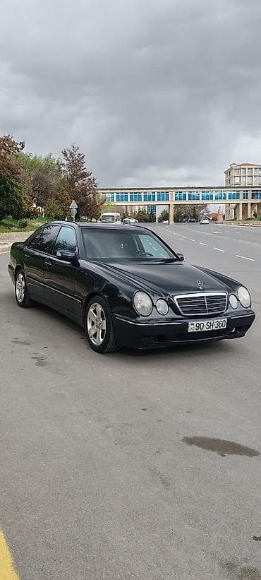 сколько стоит мопед: Mercedes-Benz E 200: 2 л | 2001 г. Седан — 2