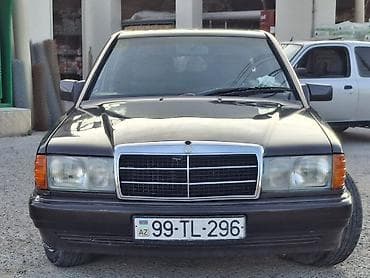 tank 3 pro: Mercedes-Benz 190 (W201): 2 l | 1991 il Sedan — 2