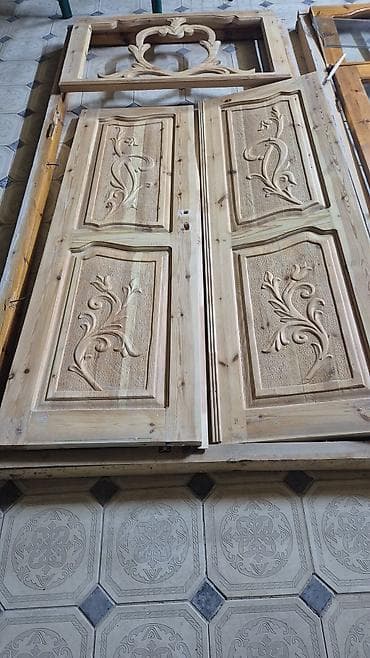 Taxta qapı 1eded cut 1eded tek yenıdır ıkısı bır yerde 150azn
