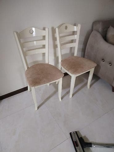 heyet qapi: Satılır: Qonaq otağı və yatacaq otağı üçün mebel dəsti 1) Klassik — 2