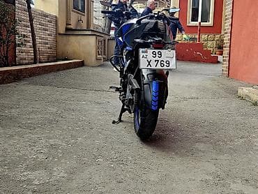 mataskilet: Bajaj 200 sm3 — 8