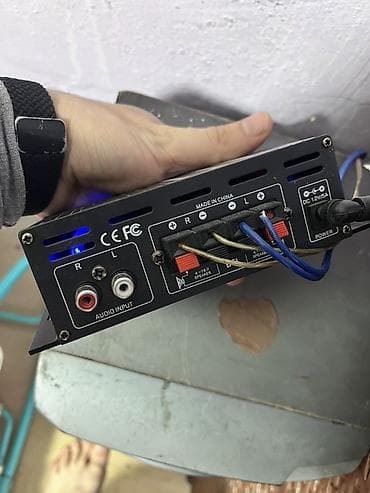 sata box usb: Uslitel mini 1000w balaca ama super effekt maşın üçün idealdı 12v az — 2