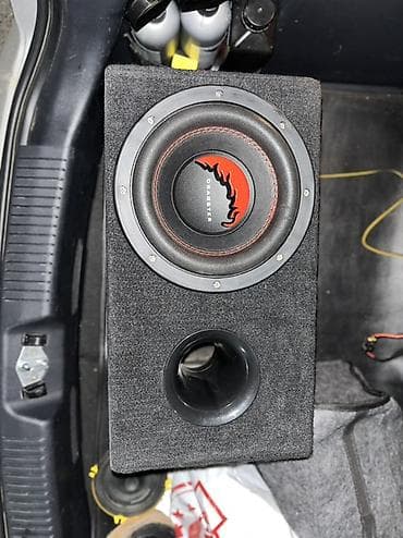 qapi dinamik: Avtomobil üçün audio paket — 1