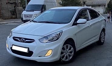 panel satış: Hyundai Accent: 1.4 l | 2012 il Sedan — 4