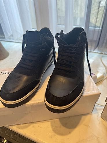 Kişi ayaqqabıları: Yaxsi veziyyetdedir — 2