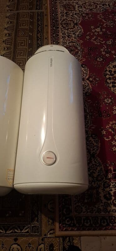 ikinci əl su çənləri: Aristonlar tam idiyal veziyyetdedir.problemsiz çatdirilma quraşdırma — 2