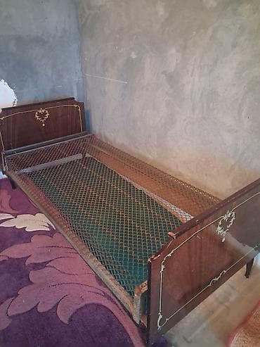 tək matras: Təknəfərlik çarpayı, Bazasız, Matrassız, Siyirməsiz — 1