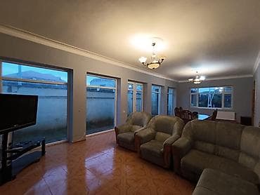 nzs heyet evi: - İki mərtəbəli, eyvanlı villa tipli obyekt: girişdən dekorativ — 6