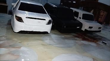 Velosipedlər: Range Rover və klassik modellərin metal oyuncaq avtomobil kolleksiyası — 10