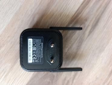 limitsiz data kart: Xiaomi Mi Wi‑Fi Range Extender Pro - Model: R02 (etiketdə “Mi Wi‑Fi — 5