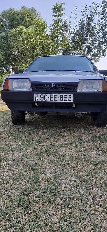 245 35 19: VAZ (LADA) 21099: 1.5 l | 2001 il 276500 km — 2