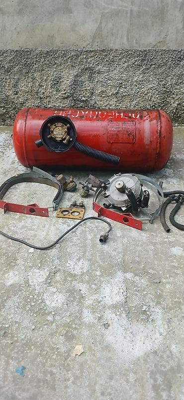 yanacaq cəni: Avtomobil üçün LPG (qaz) avadanlığı komplekti Tərkibi: - Silindrik — 4