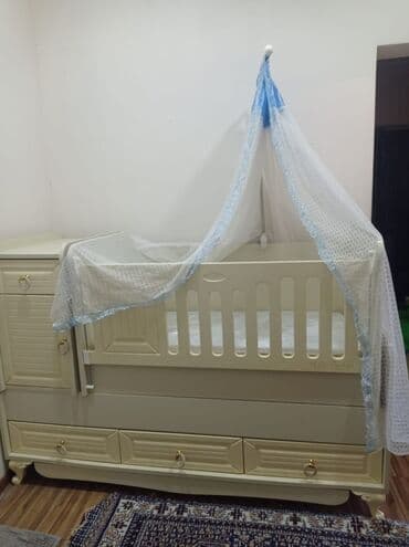 ucuz tul: Oğlan və qız üçün, İşlənmiş, Beşik, Matras ilə, Yellənmə mexanizm ilə — 2