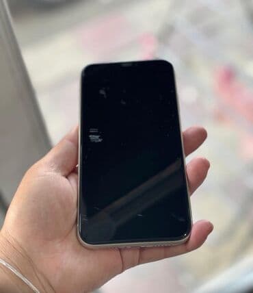 aple 11: IPhone 11, Белый, Face ID — 6
