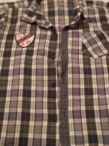 məktəb paltarı: Koftalar 1 manat yuyulub temizdi .Balaca olduguna gore satilir .Ucuz — 2