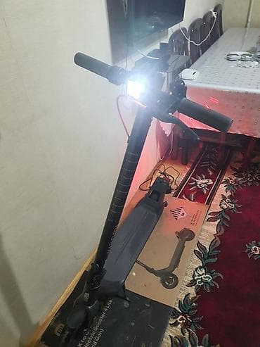 CD, DVD disklər və kassetlər: Xiaomi Electric Scooter 4 Lite (2nd Gen) - Brend/model: Xiaomi — 4