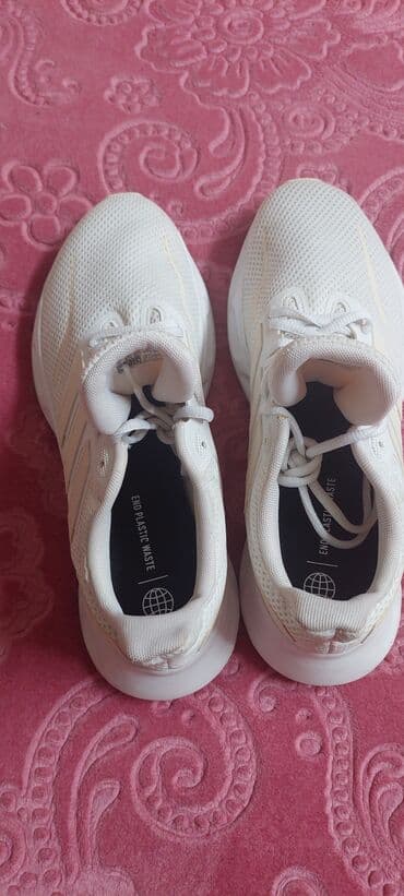 красофкалар мужской: Məhsul: Adidas kişi/kadın idman ayaqqabısı balaca olduğu üçün satiram — 3