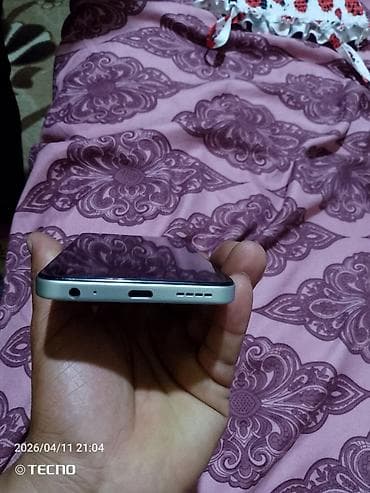 mobil telfonlar: Smartfon - Ekran: Tam ekran, ön kameraya görə damcı formalı çıxıntı — 5