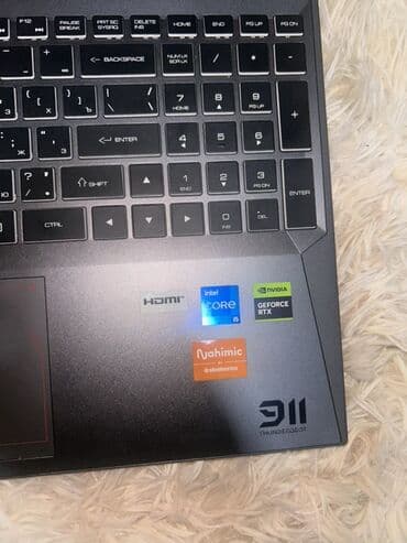 Printerlər: Intel Core i5, 15.6 " — 4