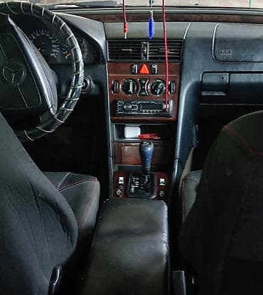 encar.com kia: Mercedes-Benz C-Class: 1.8 l | 1996 il Sedan — 8