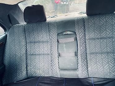 mersedes c klas: Mercedes-Benz 220: 2 l | 1995 il Sedan — 8
