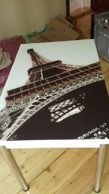 Az islenib.acilir.4 stulu var.seliqeli veziyyetdedi