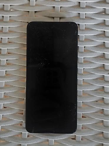 İnfinix Smart 8 64/4gb - Ekran: Tam ölçülü toxunma ekranı, üst lalafo.az -da İnfinix Smart 8 64/4gb - Ekran: Tam ölçülü toxunma ekranı, üst