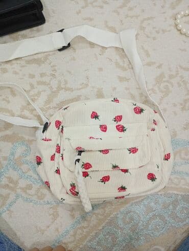 qaşlı çanta: Çiyin çantası — 10