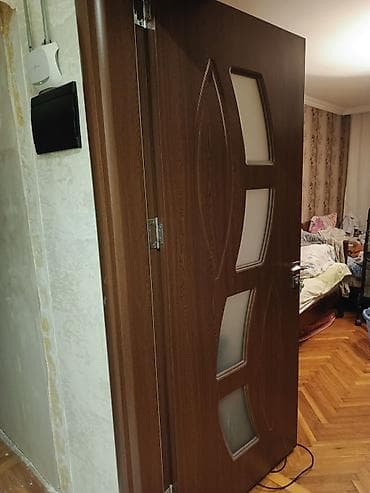 qapi taxta: Salam.Daxili otaq qapısı – ağac naxışlı, şokolad-qəhvəyi rəng olan — 2