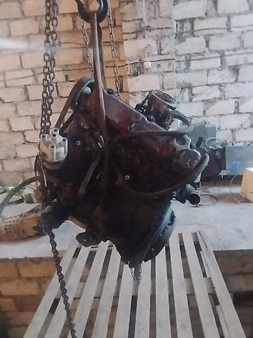 maşın mator: Məhsul: Avtomobil mühərriki (tam komplekt) Təsvir: - Karbüratorlu — 2