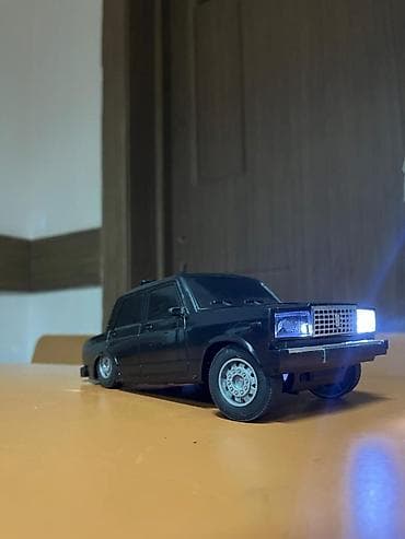 Uzaqdan idarə olunan oyuncaqlar – mini avtomobil kolleksiyası - Model — 1