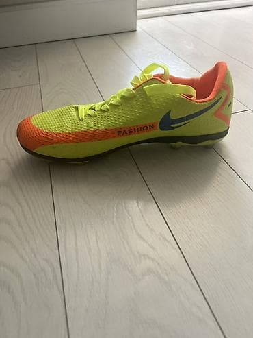 Futbol butsası – süni və təbii ot üçün - Rəng: neon sarı və narıncı — 2