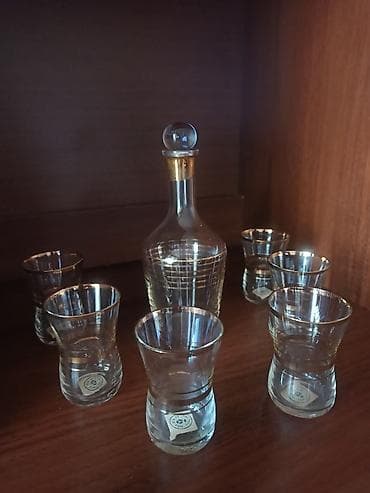 Rəng - Qızılı, Şüşə — 1