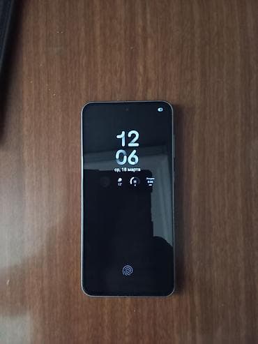 philips xenium 9@9q: Samsung Galaxy A56 5G, 256 GB, rəng - Yaşıl, Barmaq izi — 1