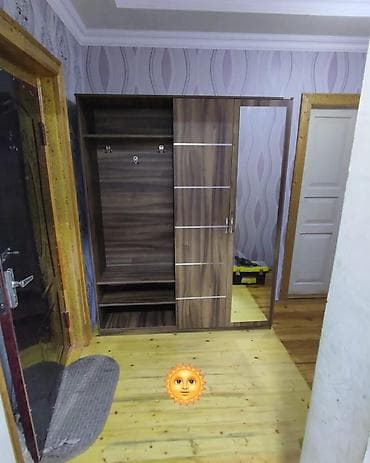 asma tavan hamam: Dehliz dolabı — 1