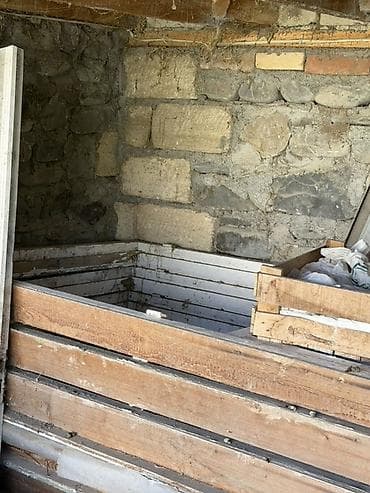elcek qiymeti: Taxta qapılar və taxta lövhələr Evden cixmadi yaxsi veziyyetdedi — 2