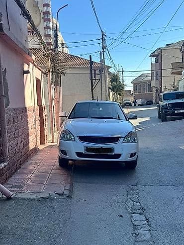 Ehtiyat hissələri: VAZ (LADA) Priora: 1.6 l | 2014 il 222000 km Sedan — 1