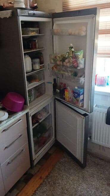 Qabyuyan maşınlar: İşlənmiş 2 qapılı Indesit Soyuducu Satılır, rəng - Boz — 3