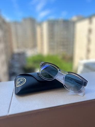 açki satışı: Gün eynəyi, Ray-Ban — 1
