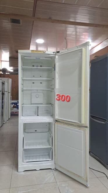 Soyuducular: İşlənmiş 2 qapılı Beko Soyuducu Satılır