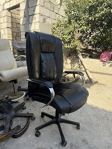 qonag mebeli: Təkərli, Qolları tənzimlənmir, Süni dəri — 2