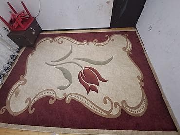 forma az: Qırmızı-bej rəng palitrasında çiçək naxışlı xalça - Dizayn: Mərkəzdə — 3