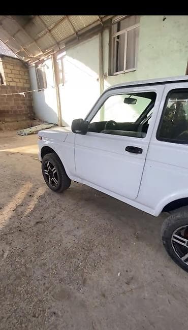 vip avto: ВАЗ (ЛАДА) 4x4 Нива: 1.6 л | — 5